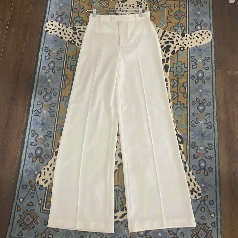 EUC Zara white wide leg trouser